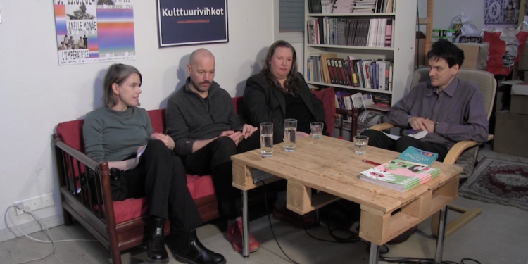 Studio e -podcast: Miten edistää lukemista?