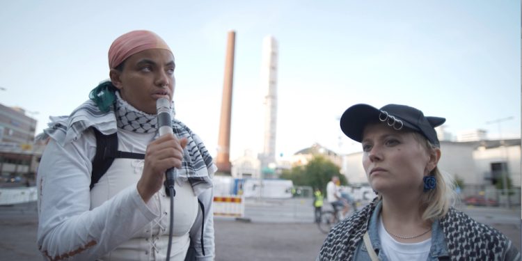 Kulttuurivihkoilla kylässä: Flow Strike -aktiivit Ziggy Liukko ja Iiris Laisi