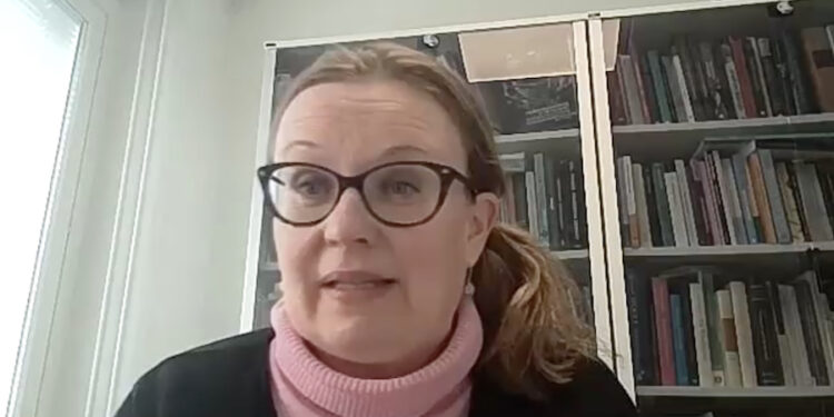 Jyväskylän Kevät: Keskustelu Krohnin suvusta