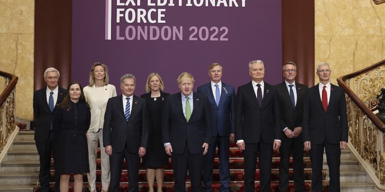 Suomen laivasto mukaan Britannian provokaatioihin?