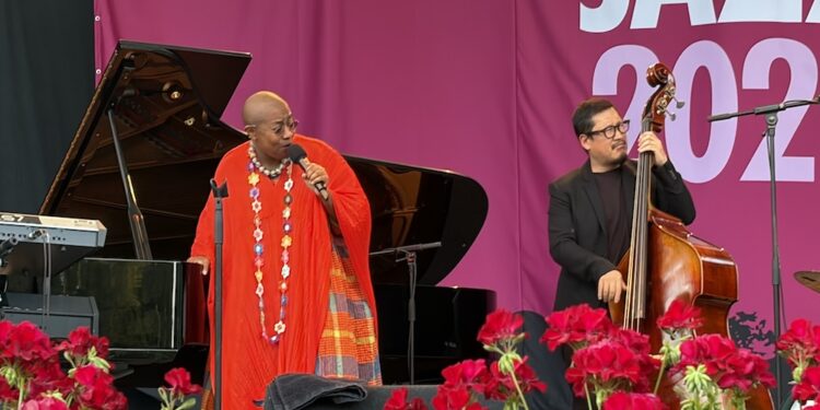 Jazztaitaja Cécile McLorin Salvantin tulkinnallisia keskusteluja yli vuosikymmenien